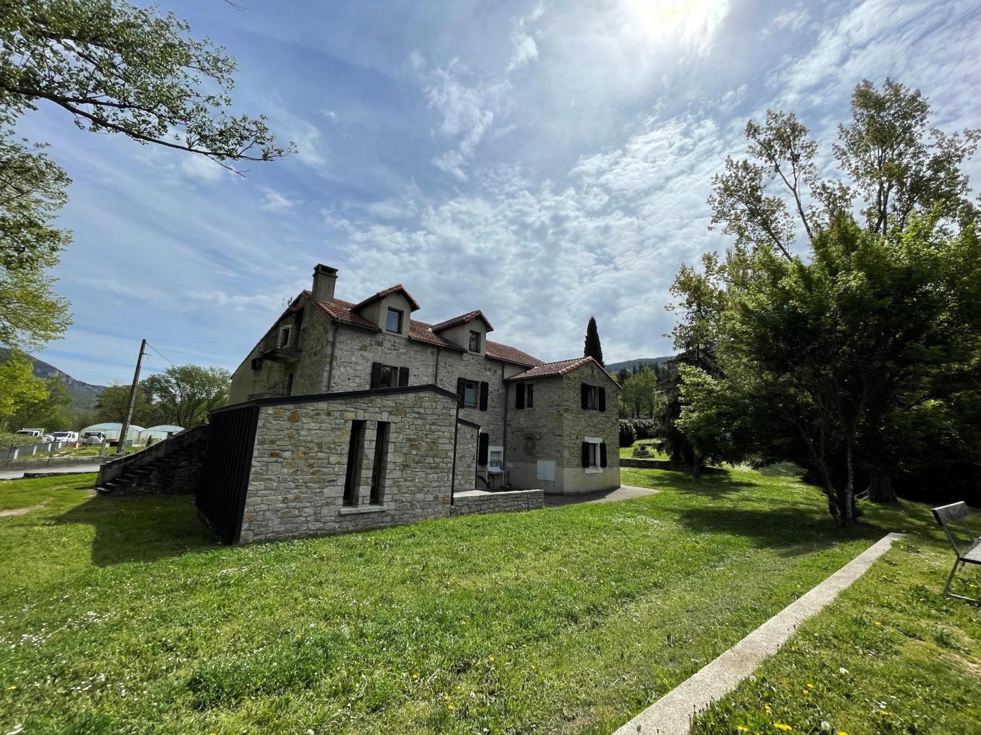 Auberge De Jeunesse Hi Millau La Maladrerie Экстерьер фото